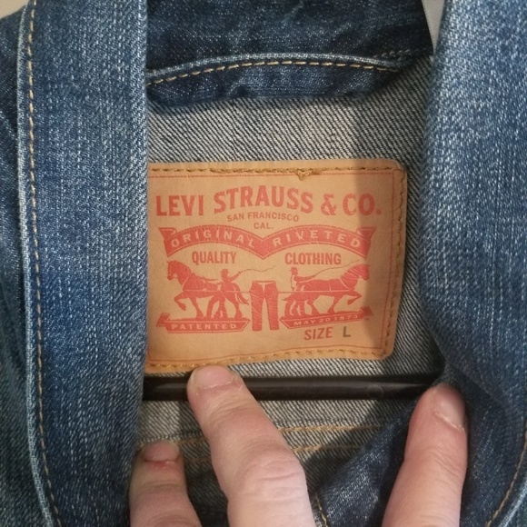 Levi Denim Jacket (C1) - Picture 2 of 5